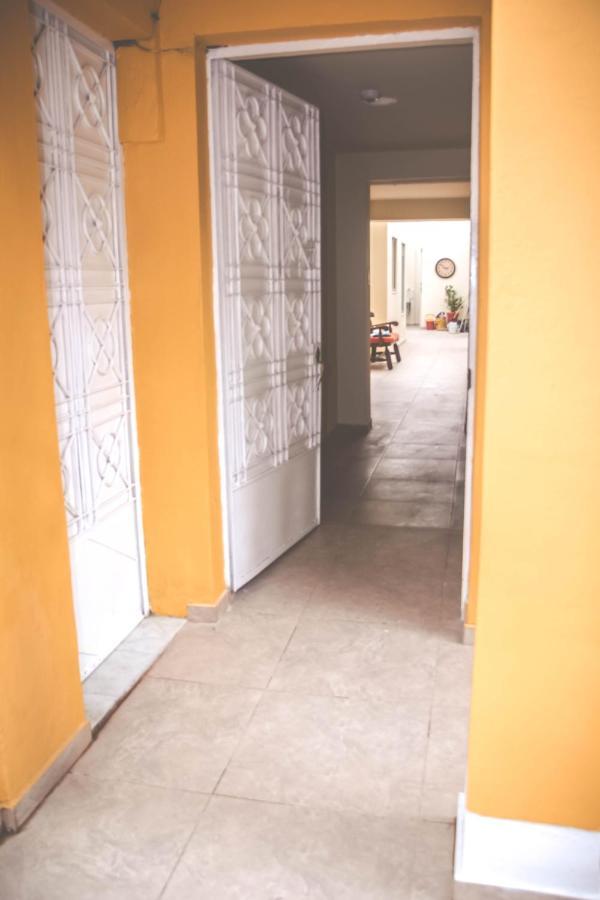 Hermosos apartaestudios 03 y 05 con WIFI Bogotá Exterior foto